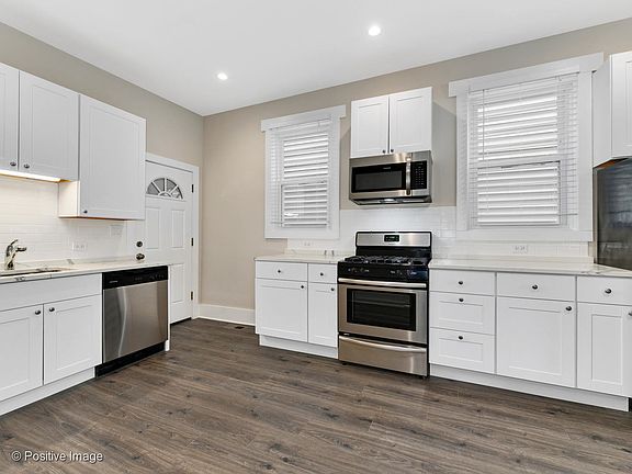 4th image of 1719 N Kimball Ave