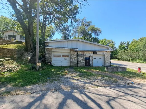 3120 Bellaire Ave, Kansas City, MO 64129