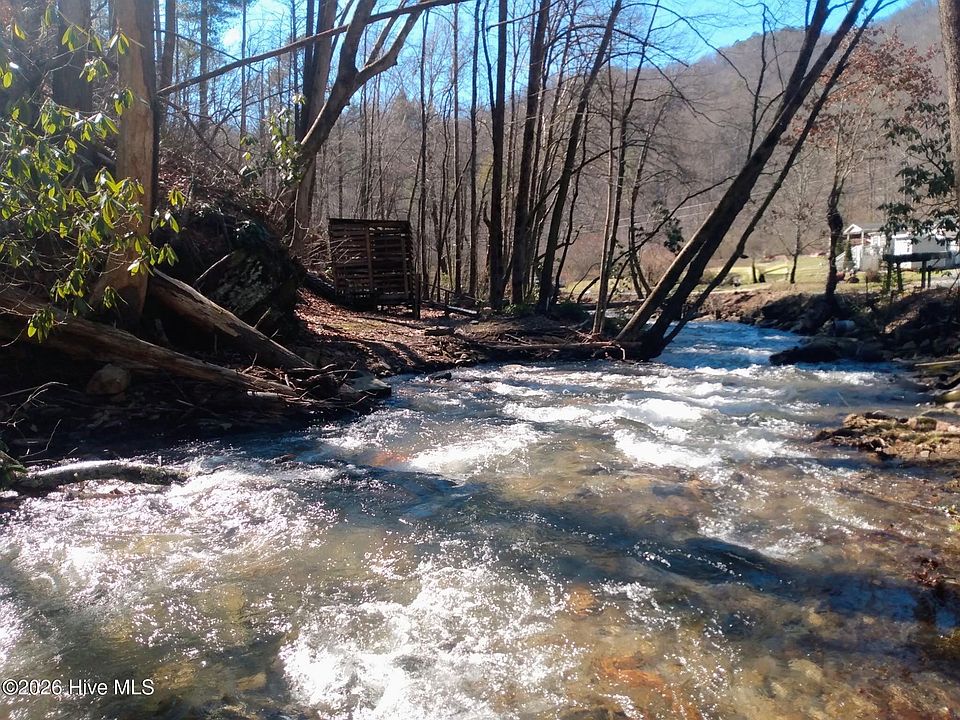 1st image of 1412 Dicks Creek Road