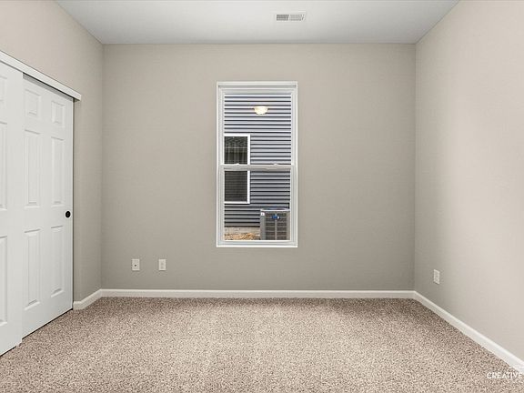 5th image of 520 S Preston St