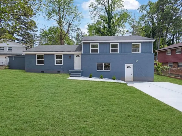 3706 Chesapeake Way, East Pt, GA 30344