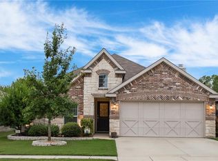 6941 Meandering Creek Ln, Fort Worth, TX 76179