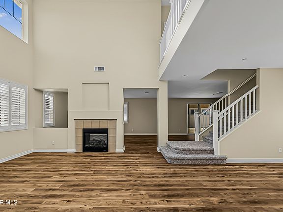 3rd image of 4644 Juniper Ct