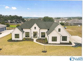 503 Boys Ranch Rd, Hartselle, AL 35640