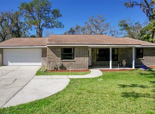 5931 Ridge Dr, Lakeland, FL 33813