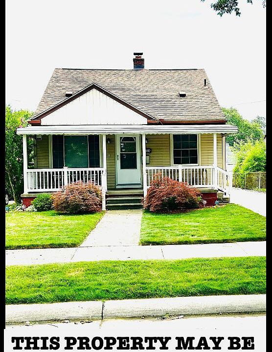 1st image of 28016 Hughes St