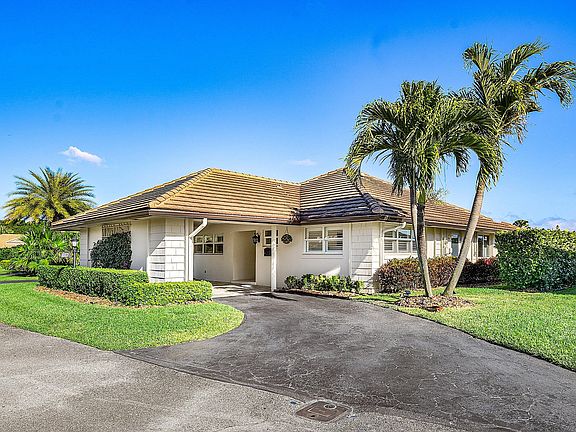 2nd image of 322 Cedar Key Circle