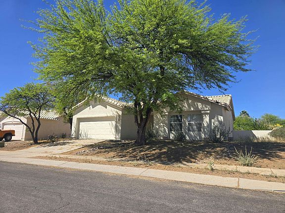 2nd image of 10121 E Paseo