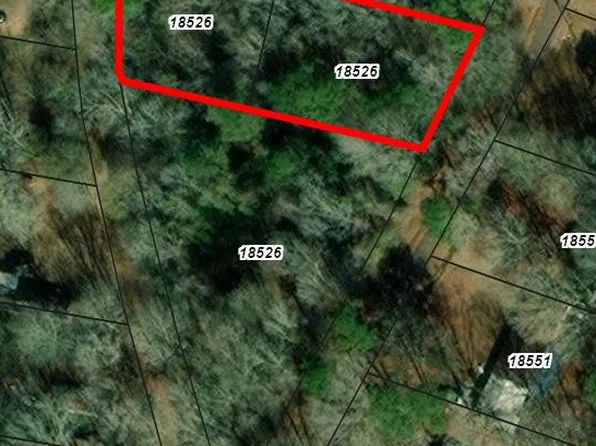 185261 Pine St, Chireno, TX 75937