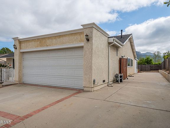 3rd image of 3978 Blackwood St