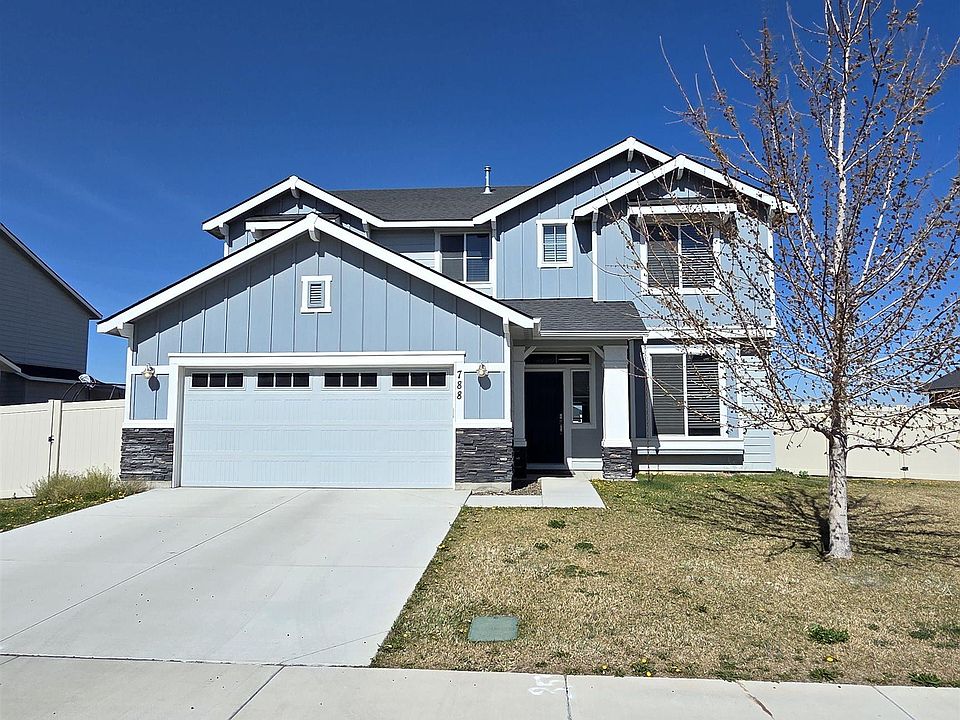 1st image of 788 Pronghorn Dr