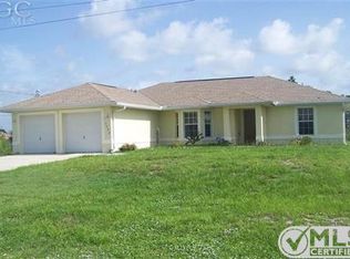3722 23rd St SW, Lehigh Acres, FL 33976