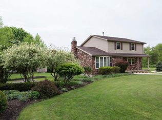 210 Steiner Bridge Rd, Valencia, PA 16059