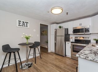 41 Spencer Rd APT 12G, Boxboro, MA 01719