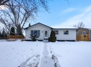 1726 9th Ave SW, Aberdeen, SD 57401