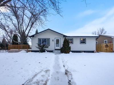 1726 9th Ave SW, Aberdeen, SD, 57401