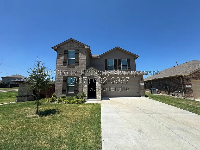 912 Rothville Ln — Photo 2