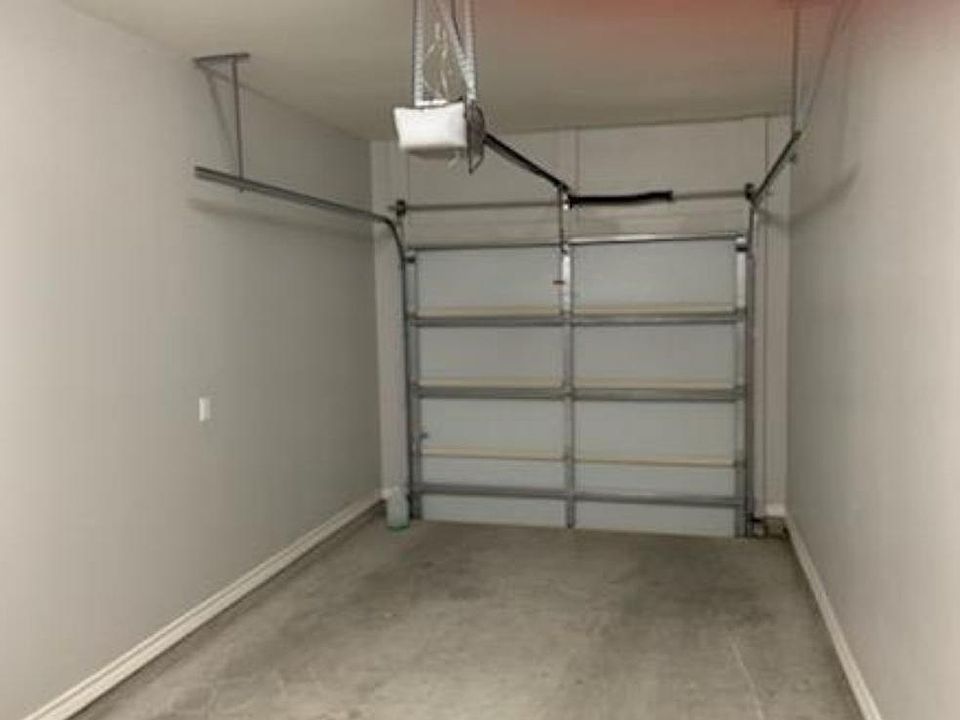 1st image of 20424 Westfield Dr APT 3