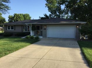 229 Willamor Rd, Albert Lea, MN 56007