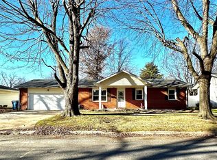 606 Vermont St, Bethalto, IL