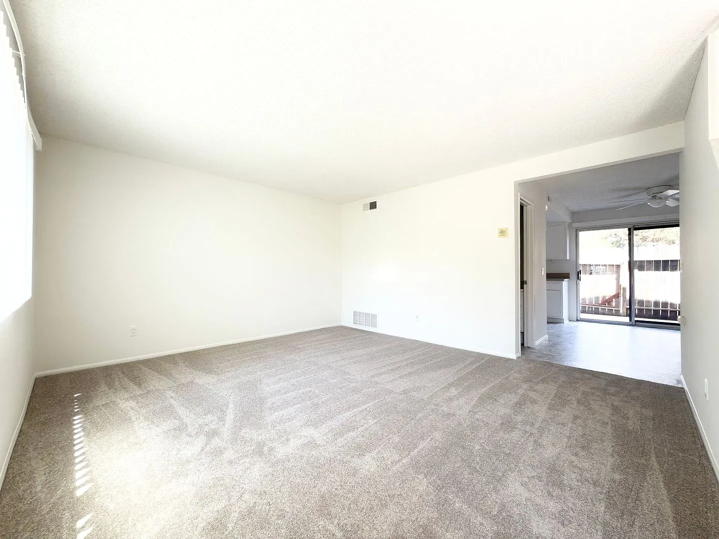 Two Story Townhome w/ Garage! — Photo 3