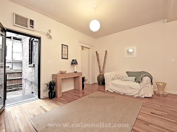 2nd image of 770 Union St APT 1A