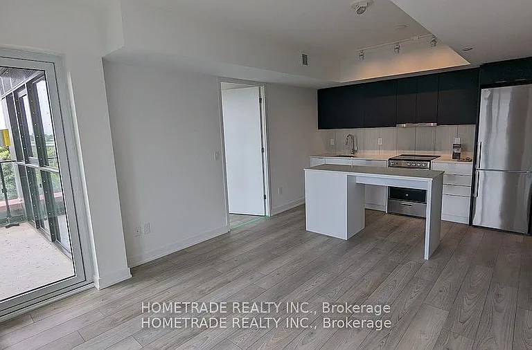 8 Tippett Rd #409 — Photo 4