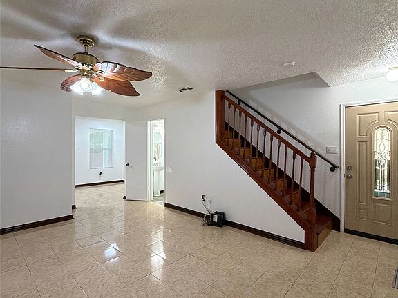3rd image of 3009 Mira Vista Ct