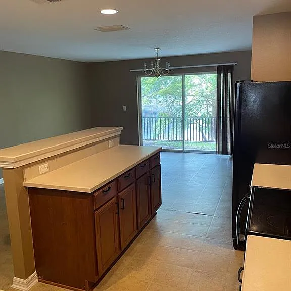 10934 Johanna Ave — Photo 9