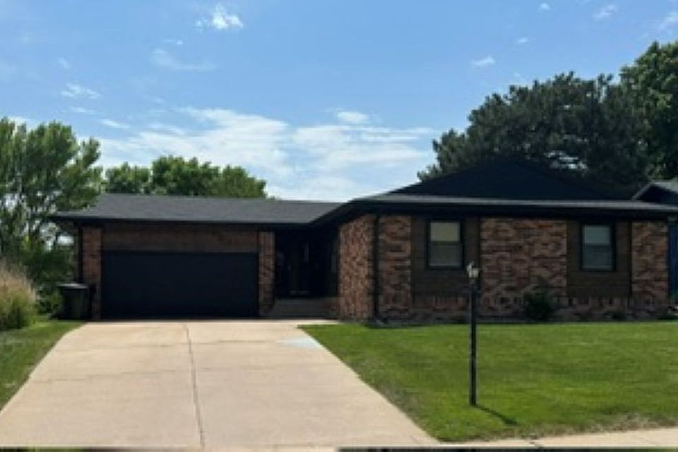 1st image of 2 Seminole Ln