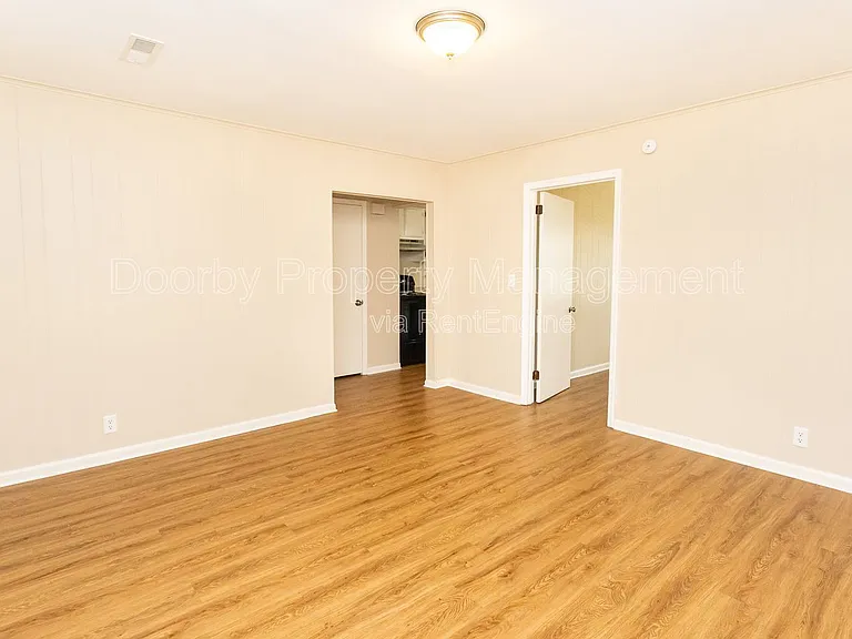 207 Memorial Dr #3 — Photo 12