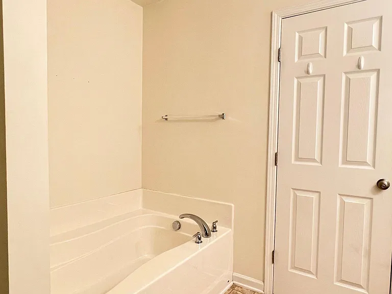 8235 Belneath Ct — Photo 8