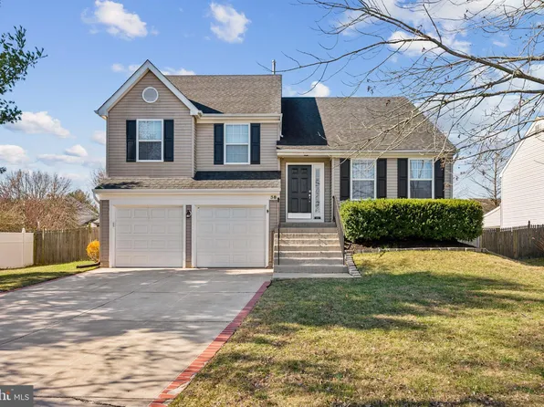 38 Santalina Dr, Sicklerville, NJ 08081