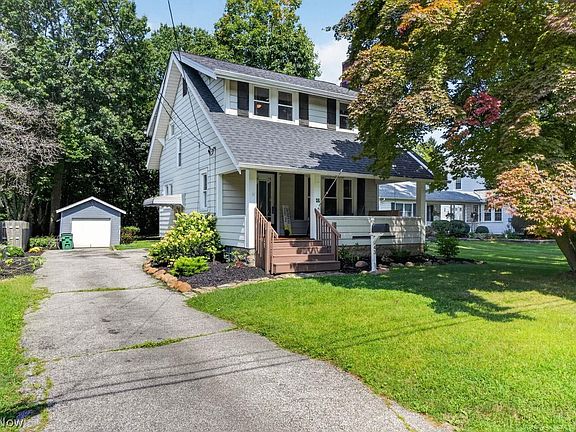 2nd image of 43 Overlook Rd