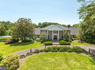 6704 Clifton Rd, Clifton, VA 20124