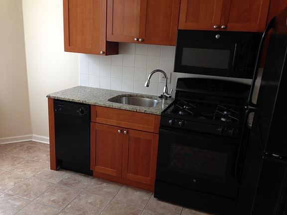 2nd image of 120 N 34th St #C98250d2c