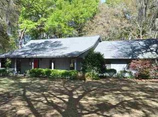 12 Blue Heron Cir, Beaufort, SC 29907