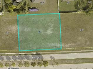 1111 Trafalgar Pkwy, Cape Coral, FL 33991