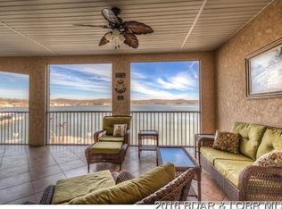 184 Plaza Gardens Ct UNIT 2E, Camdenton, MO 65020