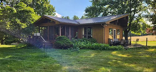 5677 Lehr Rd Photo 1