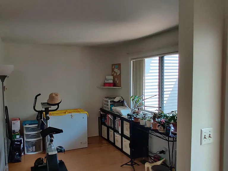 1062 Cumberland Ct — Photo 3