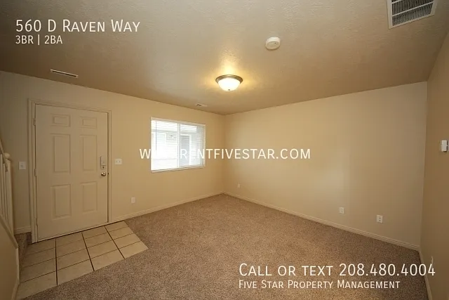 560 D Raven Way — Photo 4