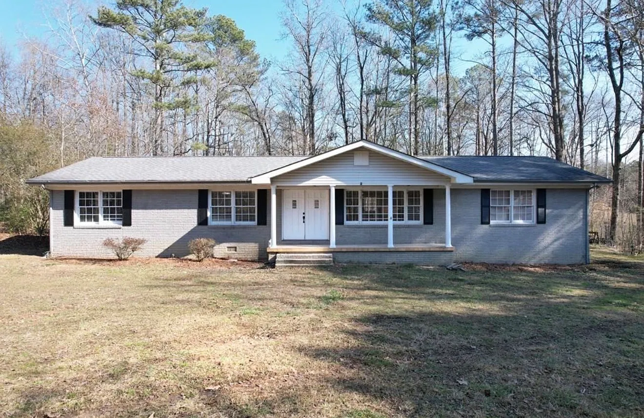 3 bed, 1641 sqft, $1,800 — Photo 1