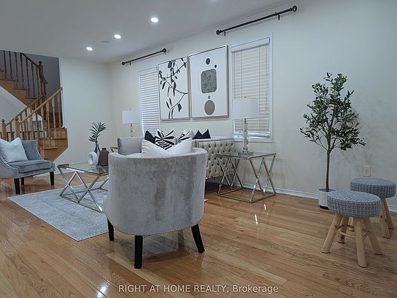 2nd image of 158 Hollywood Hill Cir