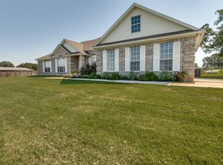 363 County Road 3198, Decatur, TX 76234