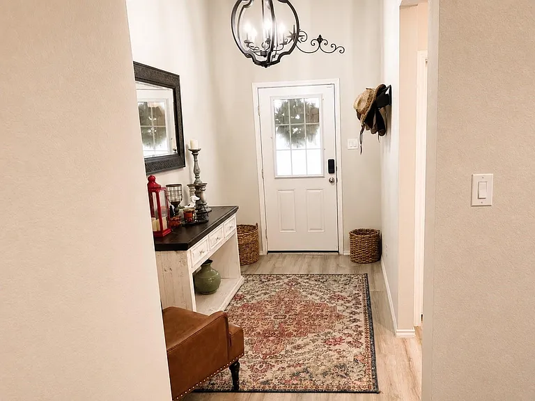 7603 Euros Ln — Photo 3