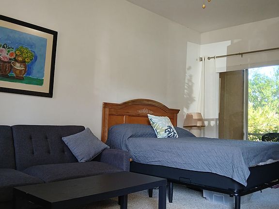 Sofa & Full Bed