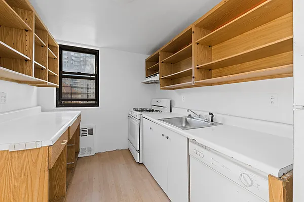 Sold by Compass | media 17