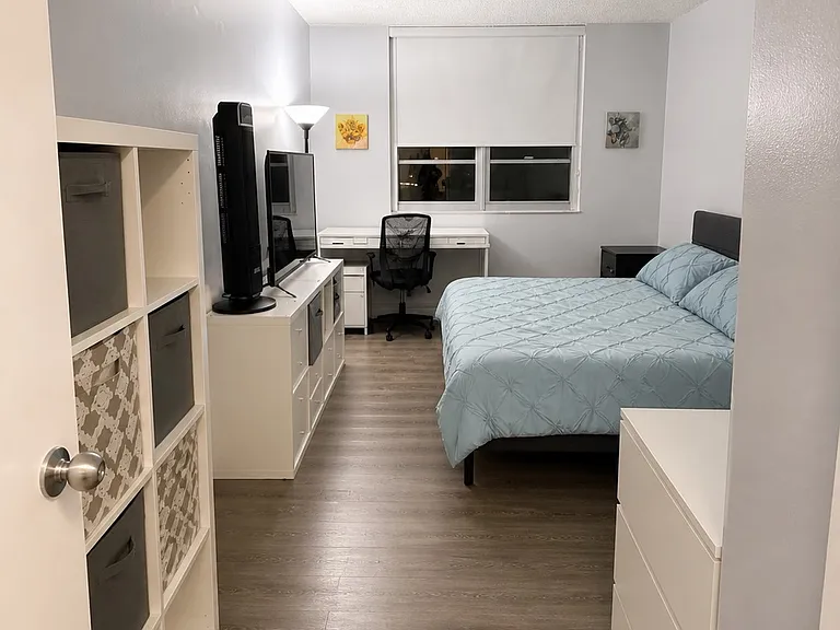 300 Bayview Dr #203 — Photo 3