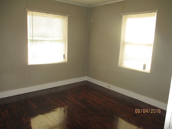 3rd image of 2219 Atchley St #House